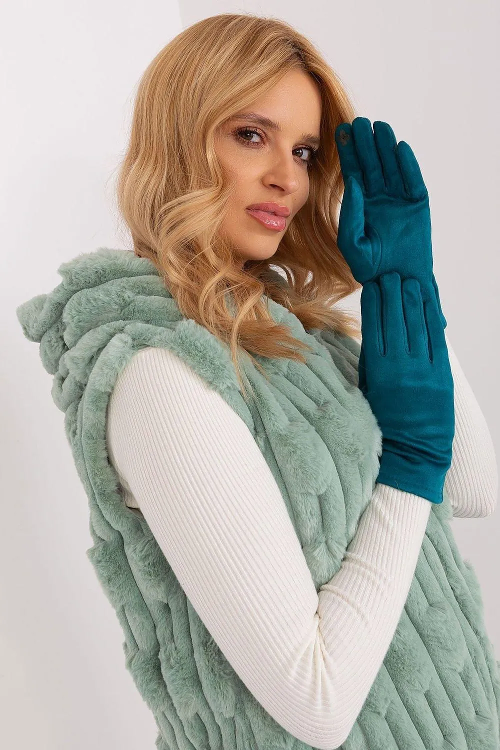 AT Gloves model 191080