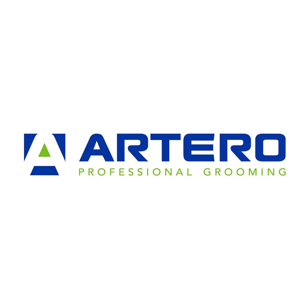 Nature Collection Long Pin Slicker Brush Small by Artero