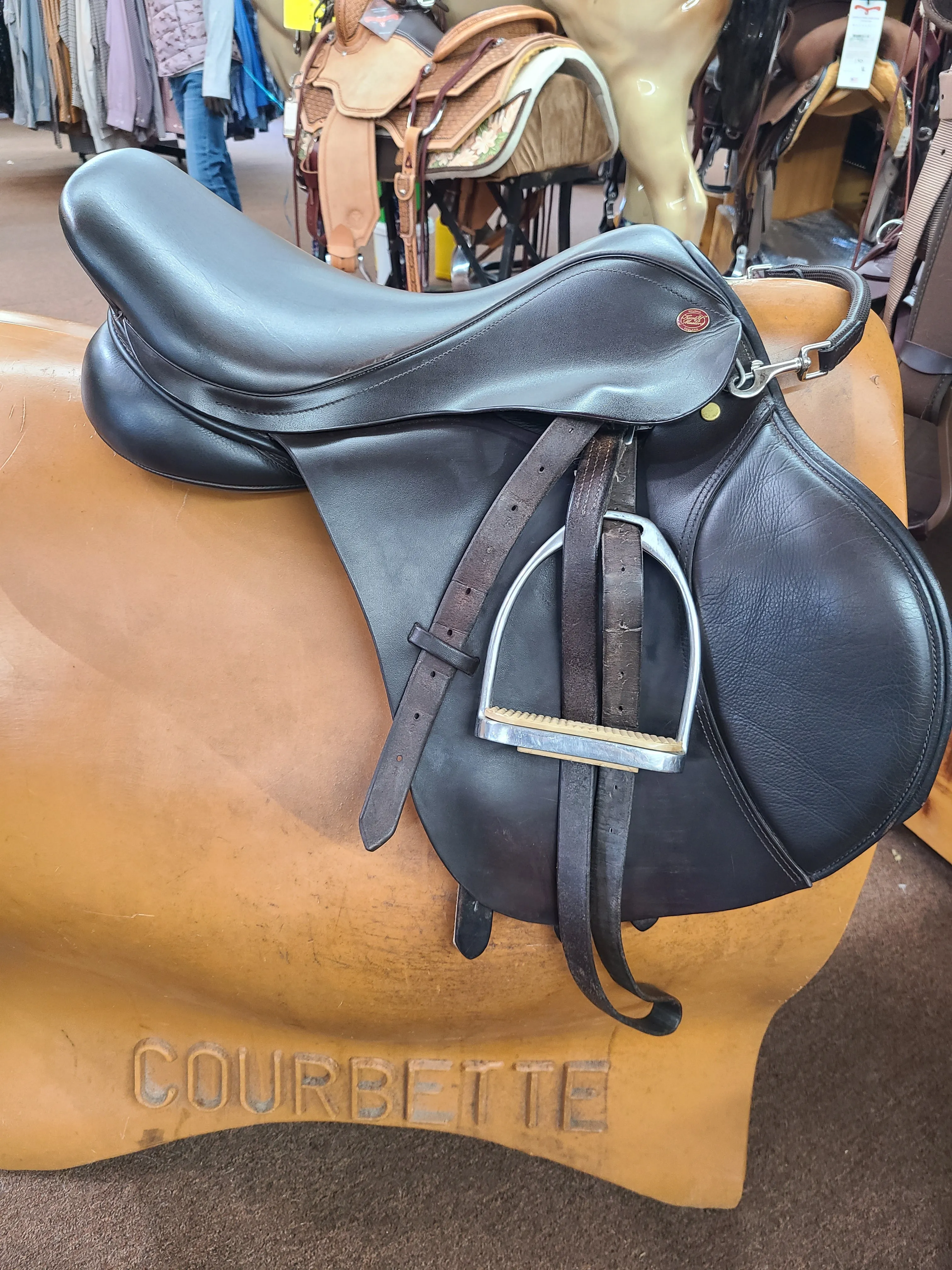 Used 17.5" Kent & Masters S-Series Jump Saddle